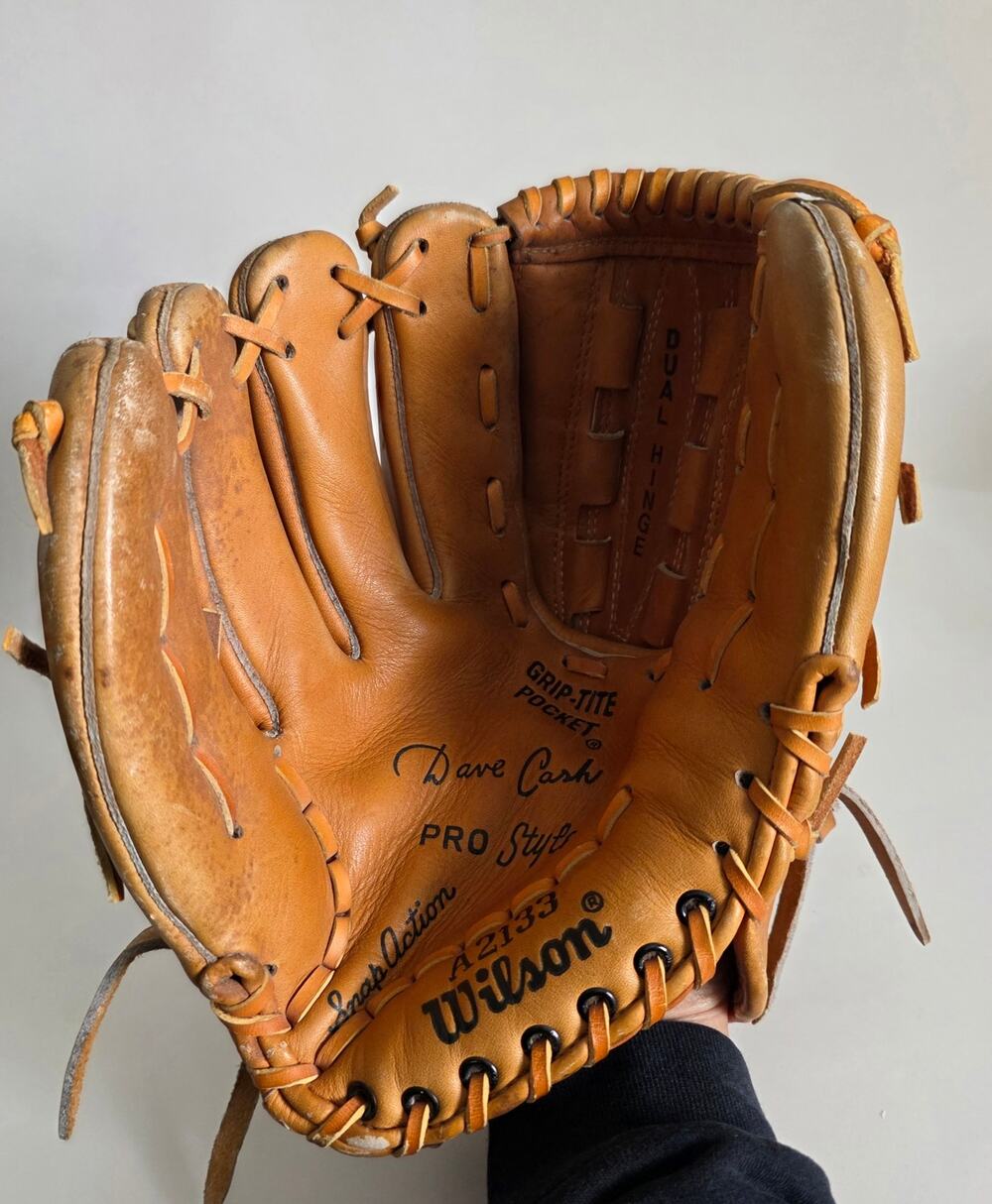 Wilson Dave Cash A2133 Leather Baseball Softball Glove Right Hand Throw
